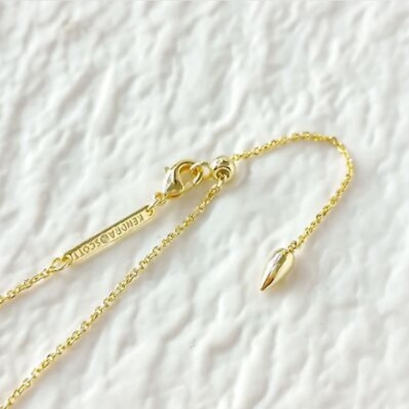 ✨️KENDRA SCOTT  Emerald green Gold Crystal Pendant Necklace NEW✨️ - Picture 6 of 7